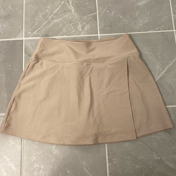 Abercrombie & Fitch Dresses & Skirts - Abercrombie YPB Skort